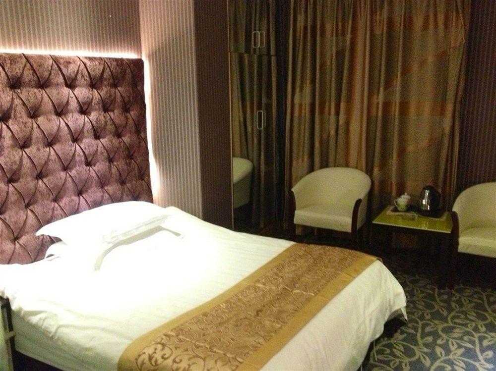 Jiujiu Holiday Hotel Shanghai Exterior foto